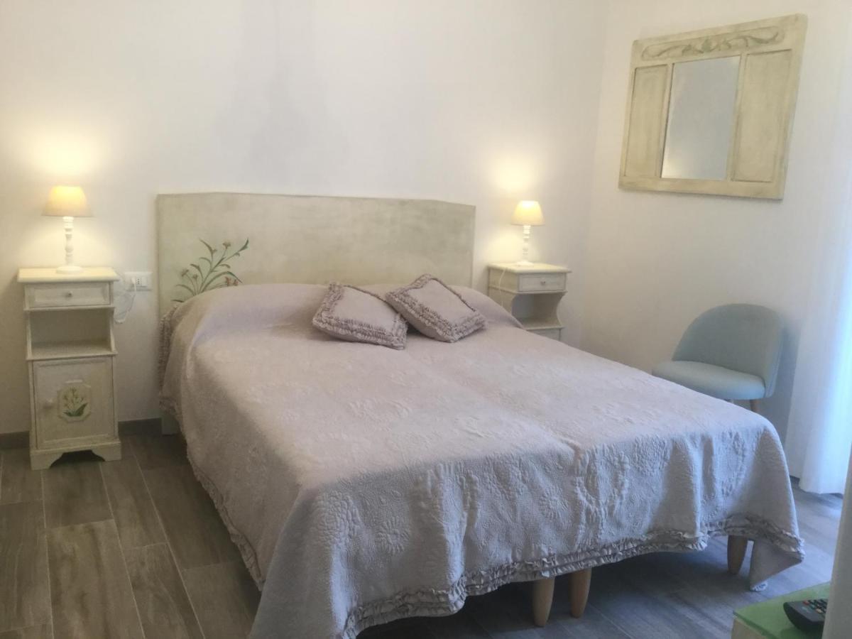 Castelli In Aria Bed & Breakfast Finale Ligure Eksteriør bilde